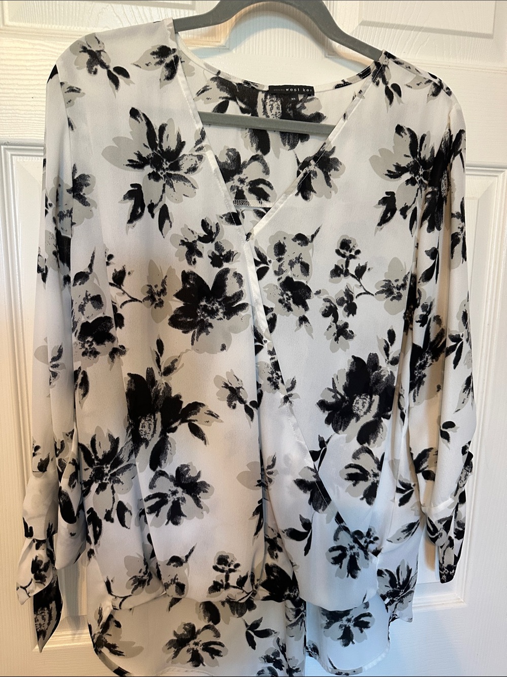 West Kei Black & White Floral Wrap Blouse